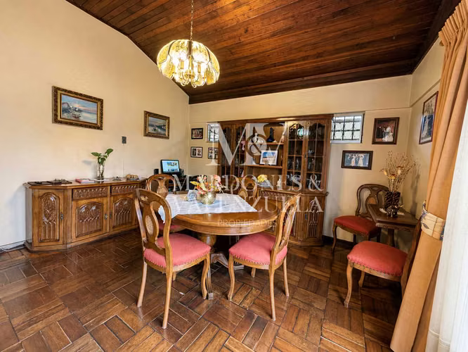 Estilo único en Ñuñoa, doble altura y parquet (171784)