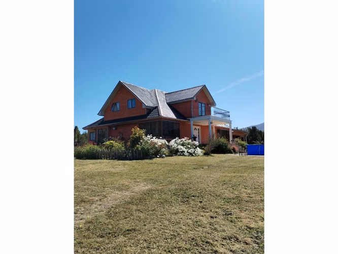 PICHIQUILLAIPE CASA 360 M2 EN PARCELA DE 6840 M2 PUERTO MONTT - Imagen 4