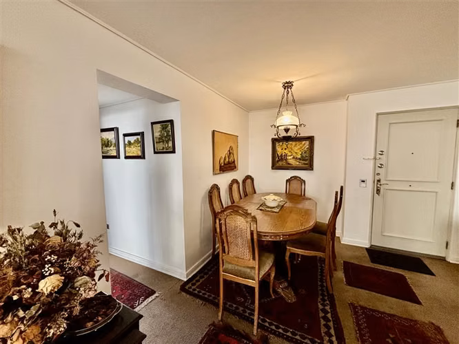 Departamento en venta de 2 dorm. en Las Condes - Imagen 2
