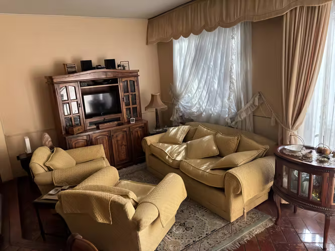 Casa 4 dorm., 3 baños, patio, Condominio. Cerca de centro de Concepción