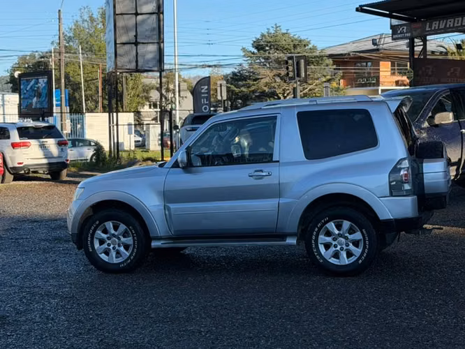 MITSUBISHI Montero 3.2 CR DIESEL 4X4 AT 3P 2011