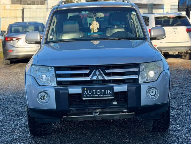MITSUBISHI Montero 3.2 CR DIESEL 4X4 AT 3P 2011