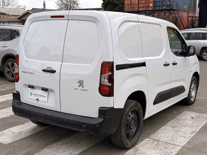 PEUGEOT PARTNER 2024
