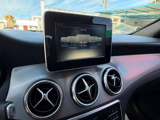 MERCEDES-BENZ CLA 220 2018