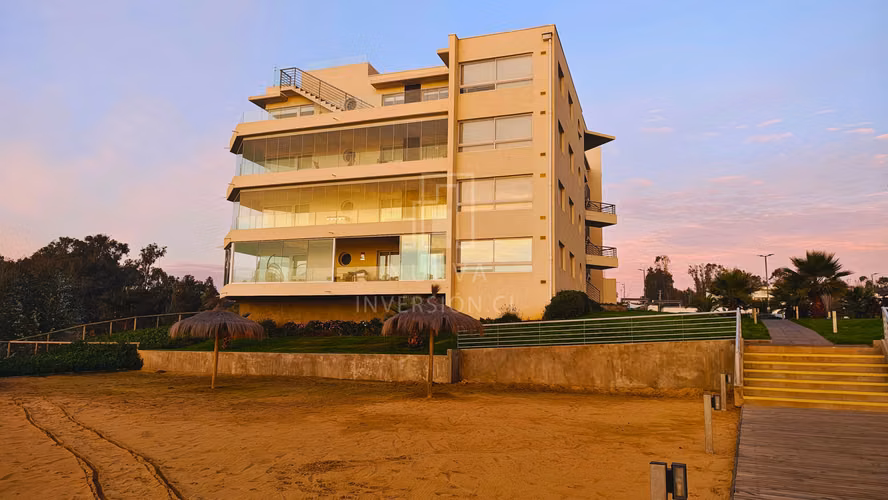 VENTA PENTHOUSE 4 DORM 3 BAÑOS A PUERTA CERRADA
