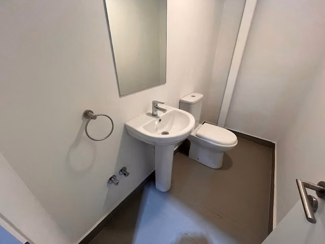 Bodega, local y oficina en arriendo en Renca