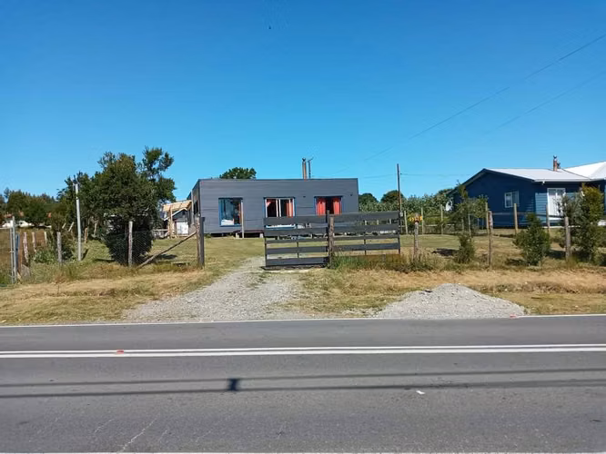 PUERTO MONTT CASA 100 M2 EN 770 M2 SAN ANTONIO