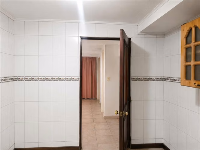 Casa en arriendo de 4 dorm. en Colina