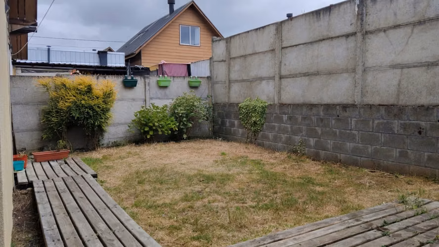 PUERTO MONTT CASA 95 M2 PANITAO