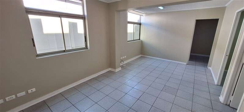 Oficina en arriendo en Santiago Metro Santa Lucía