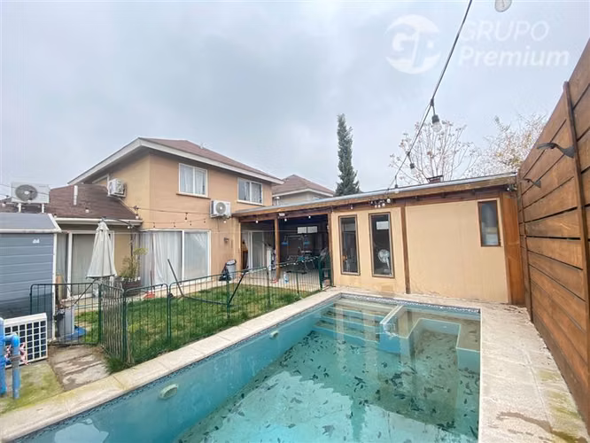 Casa en venta en Liray Colina condominio Los Arrayanes