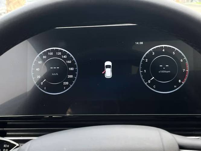 Omoda C5 1.5T LUXURY 4X2 CVT AT 5P 2024