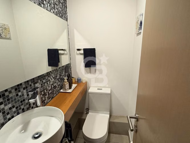 Exclusivo Departamento duplex con jardin