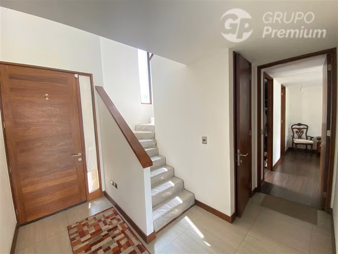 Casa en venta en condominio Rukan Chicureo Colina
