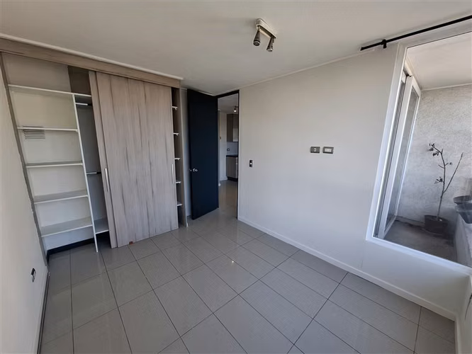 Departamento en arriendo de 2 dorm. en Independencia