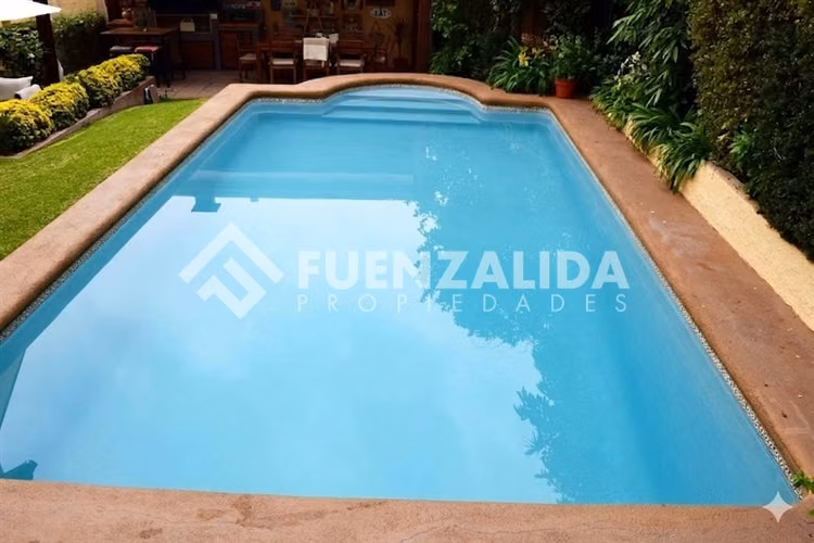 Casa en venta de 4 dorm. El Remanso, Las Condes - Imagen 2