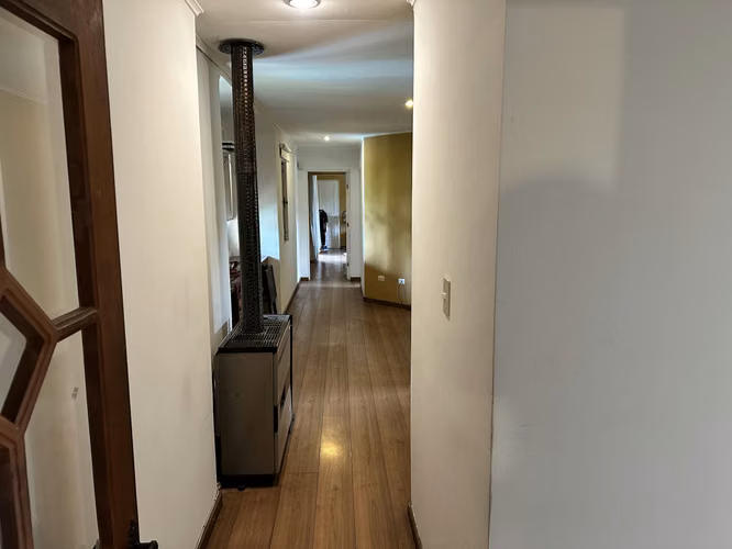 HERMOSA Y PARTICULAR CASA A LA VENTA EN LOTEO PRIVADO - Imagen 4