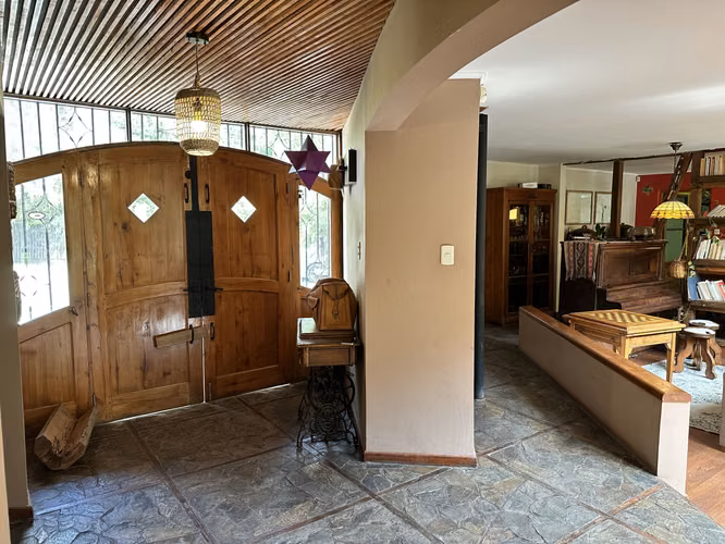 HERMOSA Y PARTICULAR CASA A LA VENTA EN LOTEO PRIVADO - Imagen 13