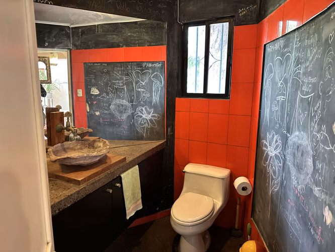 HERMOSA Y PARTICULAR CASA A LA VENTA EN LOTEO PRIVADO - Imagen 3
