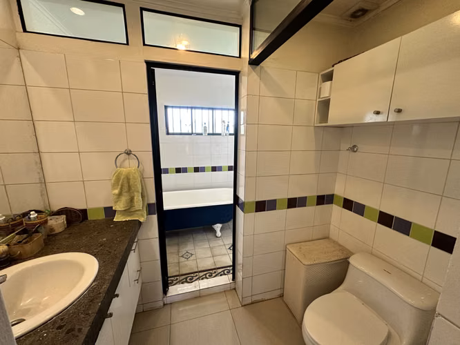 HERMOSA Y PARTICULAR CASA A LA VENTA EN LOTEO PRIVADO - Imagen 11
