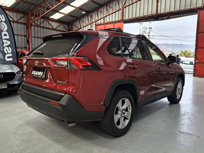 TOYOTA RAV4 2021
