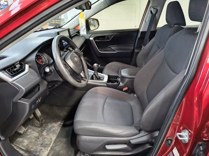 TOYOTA RAV4 2021