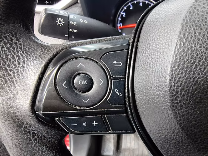 TOYOTA RAV4 2021