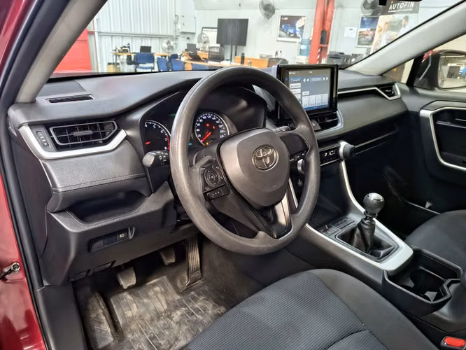 TOYOTA RAV4 2021