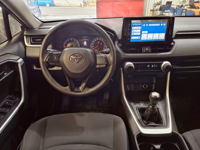 TOYOTA RAV4 2021