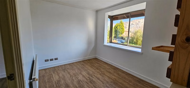 Casa en arriendo de 4 dorm. en Colina
