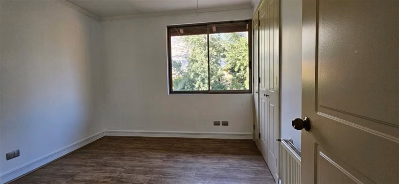 Casa en arriendo de 4 dorm. en Colina