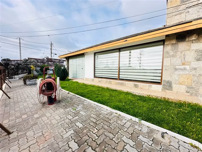 Exclusiva Casa en Venta San Joaquín.Lujo, Espacios,Calidad - Imagen 2