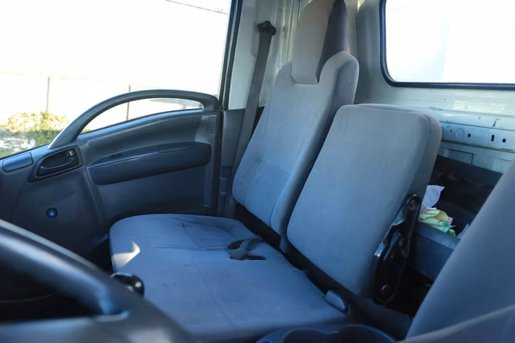 CHEVROLET NPR 816 AÑO 2018 UNICO DUEÑO CARROCERIA MEDIA BARANDA