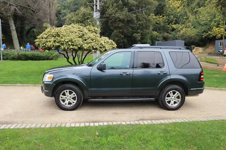 Ford Explorer XLT COMFORT 4.0 2011 4x2