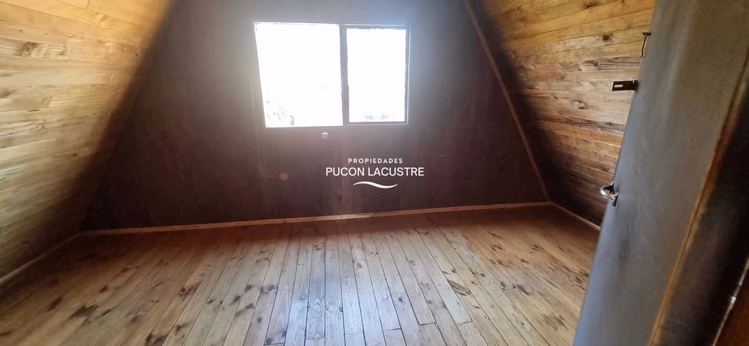 Casa sector tranquilo, terreno amplio (172003)