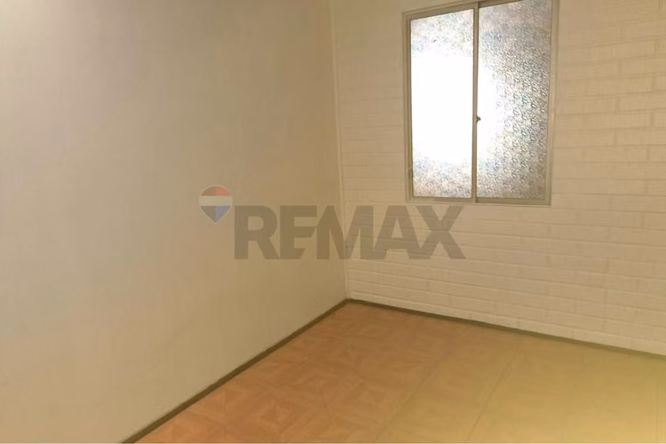 Casa 3-4 dormitorios mas espacio comercial