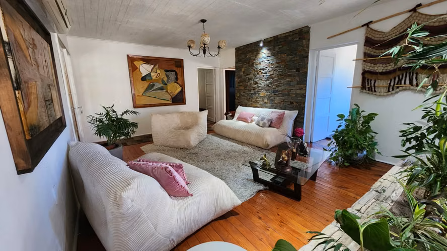 REBAJADA HERMOSA CASA DE 200 M2 EN TERRENO 2400 M2 EN PEUMO