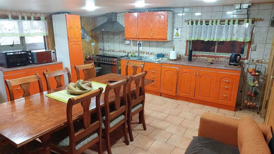 Casa grande para Oficina, Centro Puerto Aysen (82371) - Imagen 6