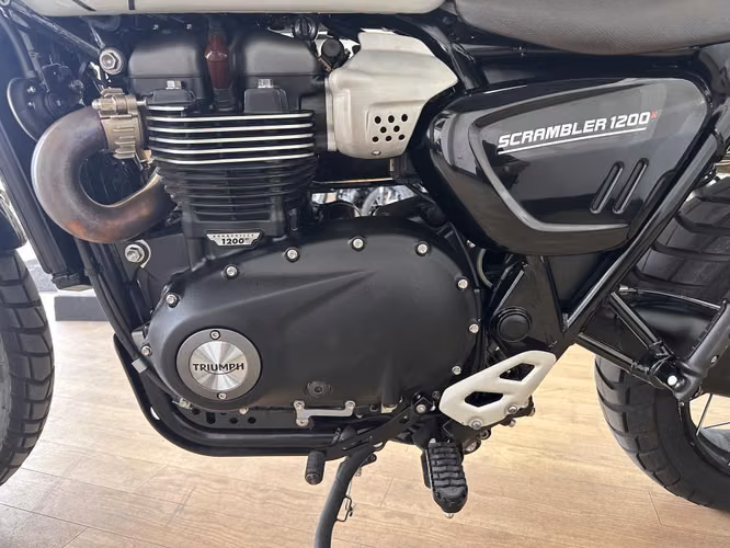 TRIUMPH SCRAMBLER 1200 X - AÑO 2025