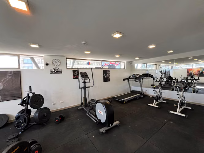 EN ARRIENDO: FUNCIONAL DEPARTAMENTO 1D 1B EN EXCELENTE SECTOR DE MACULDescripción de la Propiedad