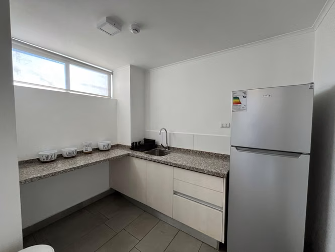 EN ARRIENDO: FUNCIONAL DEPARTAMENTO 1D 1B EN EXCELENTE SECTOR DE MACULDescripción de la Propiedad