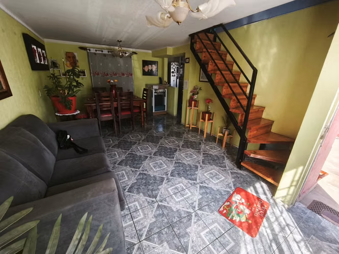 Excelente Casa de 3 Dormitorios Frente a Parque - Sector Casas Viejas, Puente Alto - Imagen 4