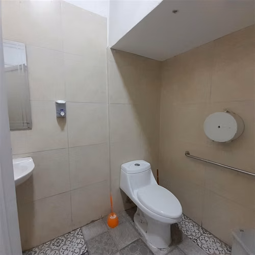 Local Comercial en arriendo en Santiago - Imagen 25