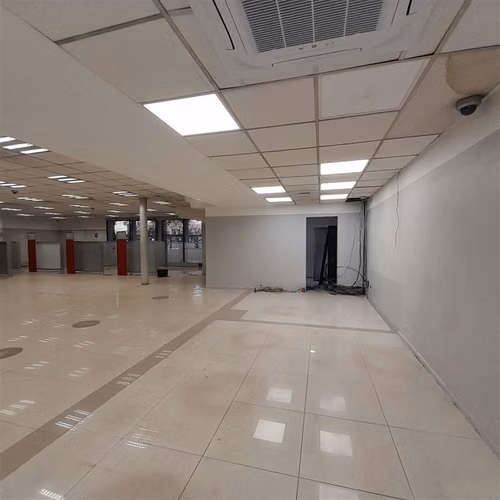 Local Comercial en arriendo en Santiago - Imagen 3