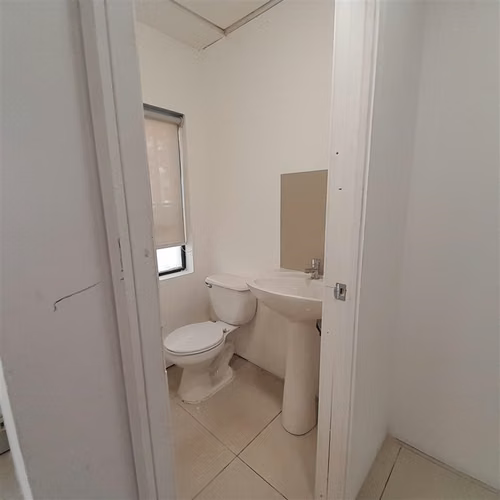 Local Comercial en arriendo en Santiago - Imagen 11