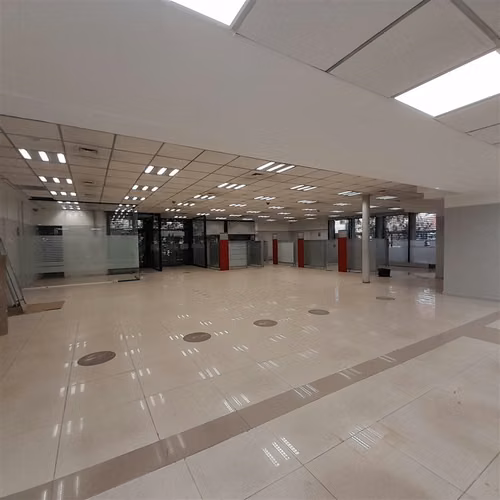 Local Comercial en arriendo en Santiago - Imagen 2