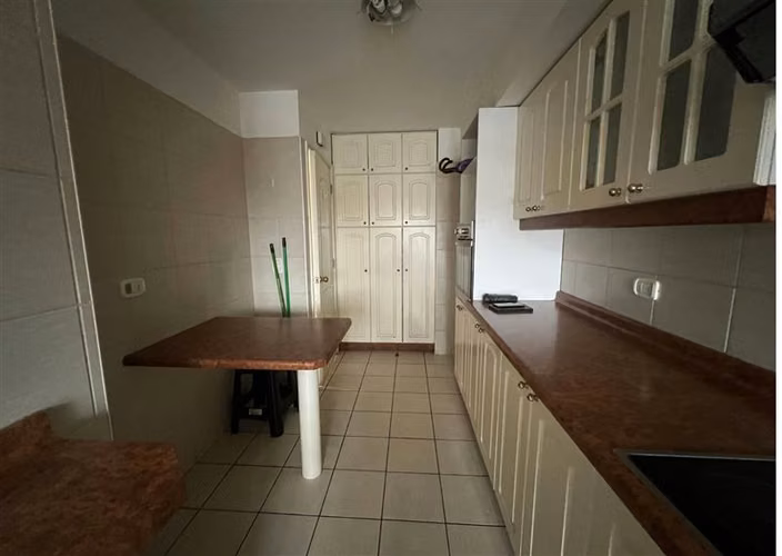 Departamento en arriendo de 3 dorm. en edificio Versalles