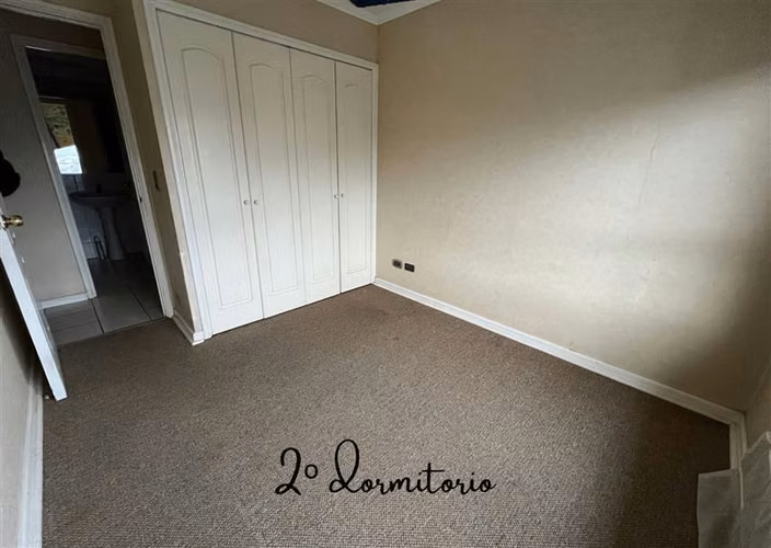 Departamento en arriendo de 3 dorm. en edificio Versalles