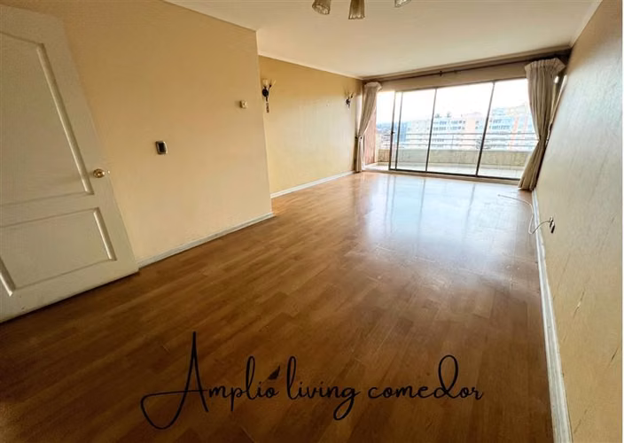 Departamento en arriendo de 3 dorm. en edificio Versalles