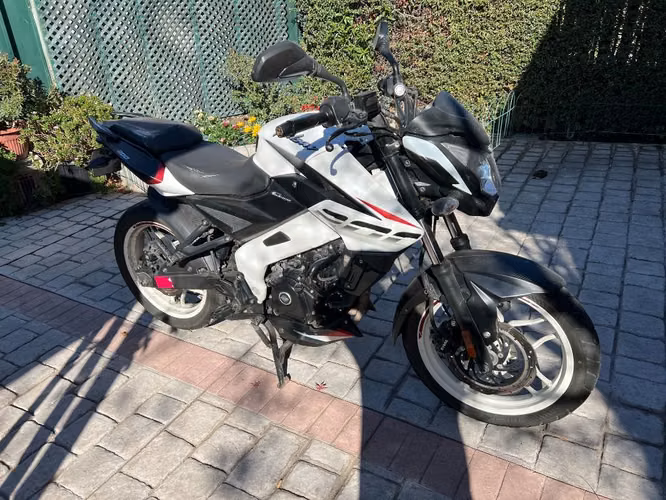 Bajaj pulsar ns 200 fi 2021 ( al día )